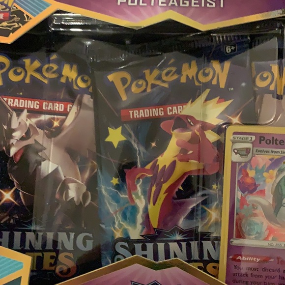 Pokémon Shinning Fates: Mad Party Pin Polteageist - Picture 3 of 4